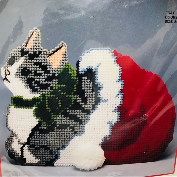 BUCILLA Christmas CAT IN HAT Doorstop Crewel Kit - Picture 2 of 4